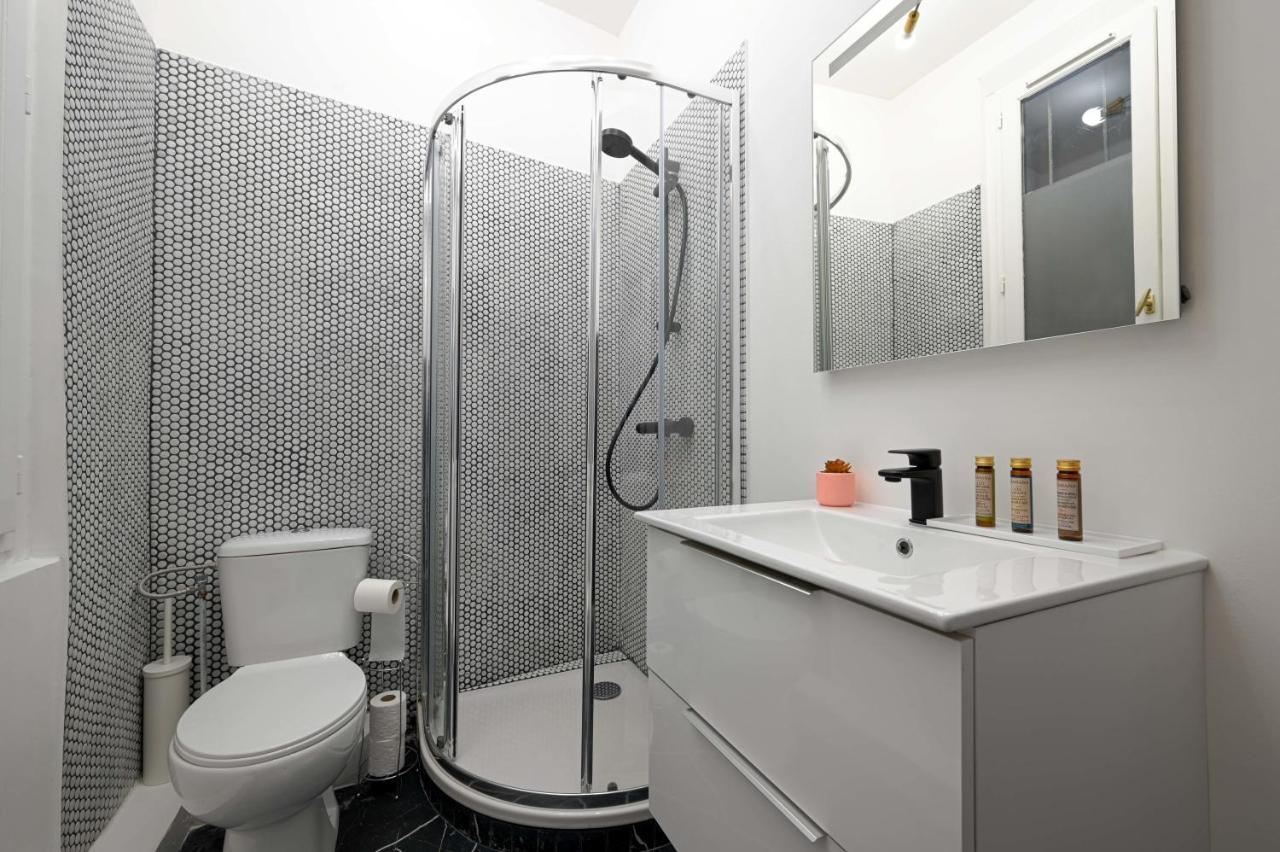 Modern Large Studio Apartment For 3 Paříž Exteriér fotografie